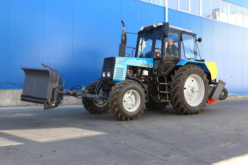 Отвал бабочка Сальсксельмаш