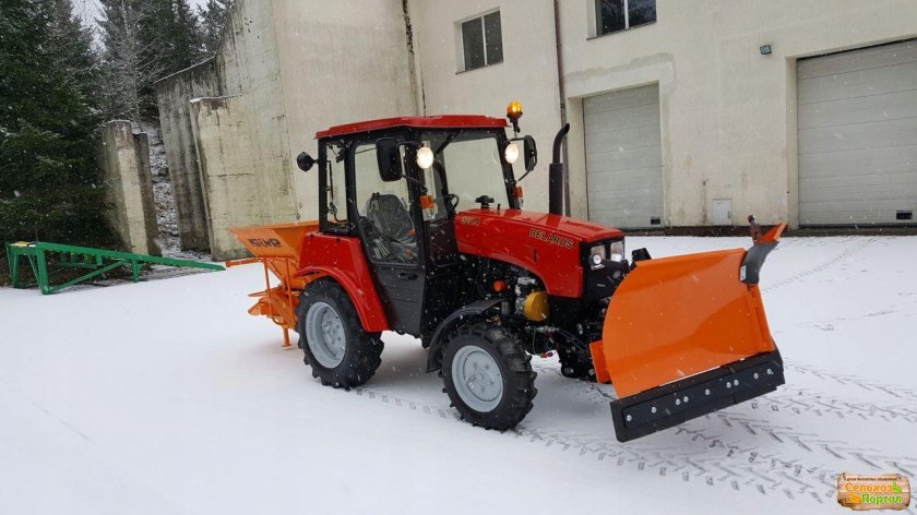 Трактор Беларус 320.4