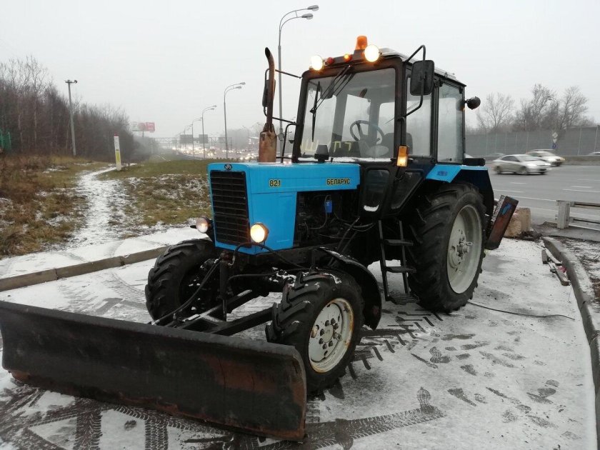 Машина уборочная Беларус 82мк