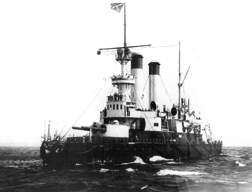 Генерал-Адмирал Апраксин броненосец