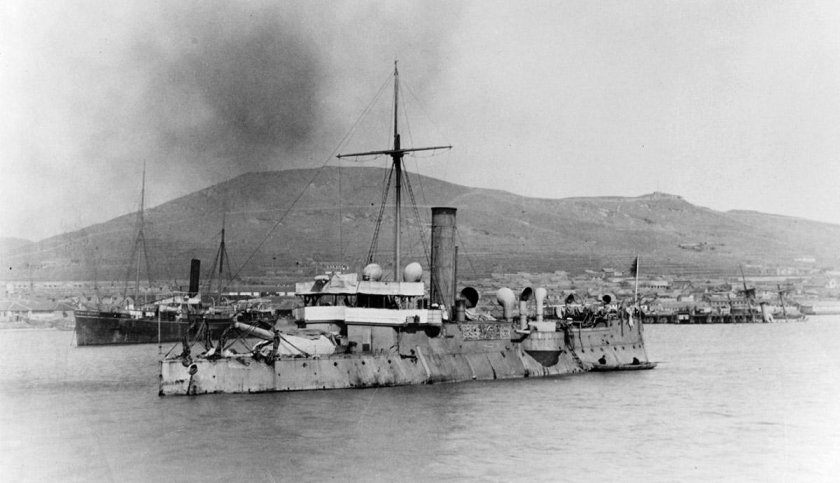 Китайский крейсер «Пинъюань»