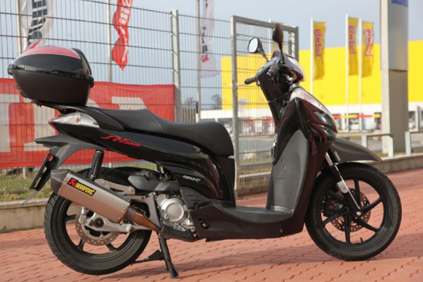 Honda Ch 300