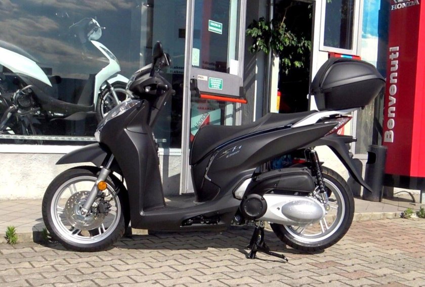 Honda sh 300