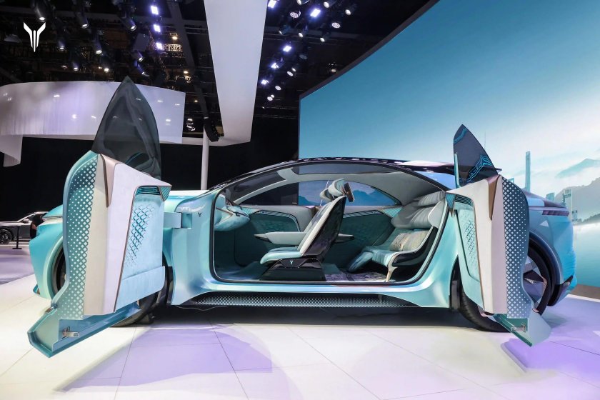 Китайский электрокар 2022