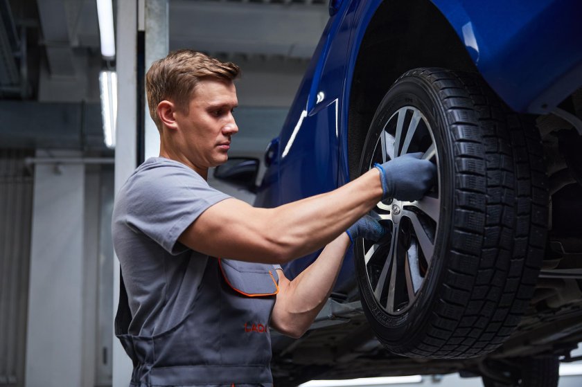 Перебортовка колес