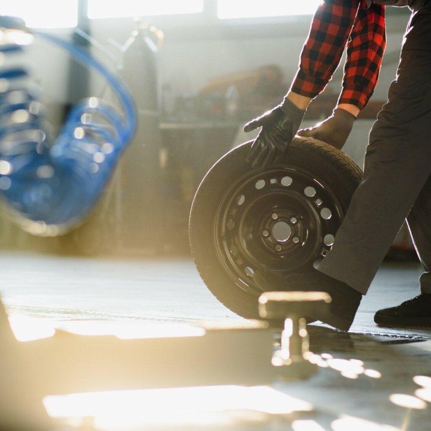 Перебортовка колес