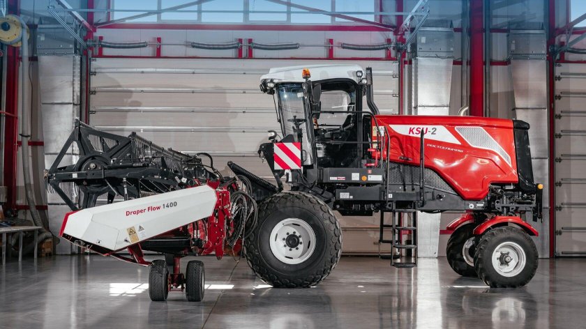 Самоходная косилка Ростсельмаш