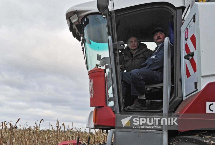 Путин Ростсельмаш комбайн