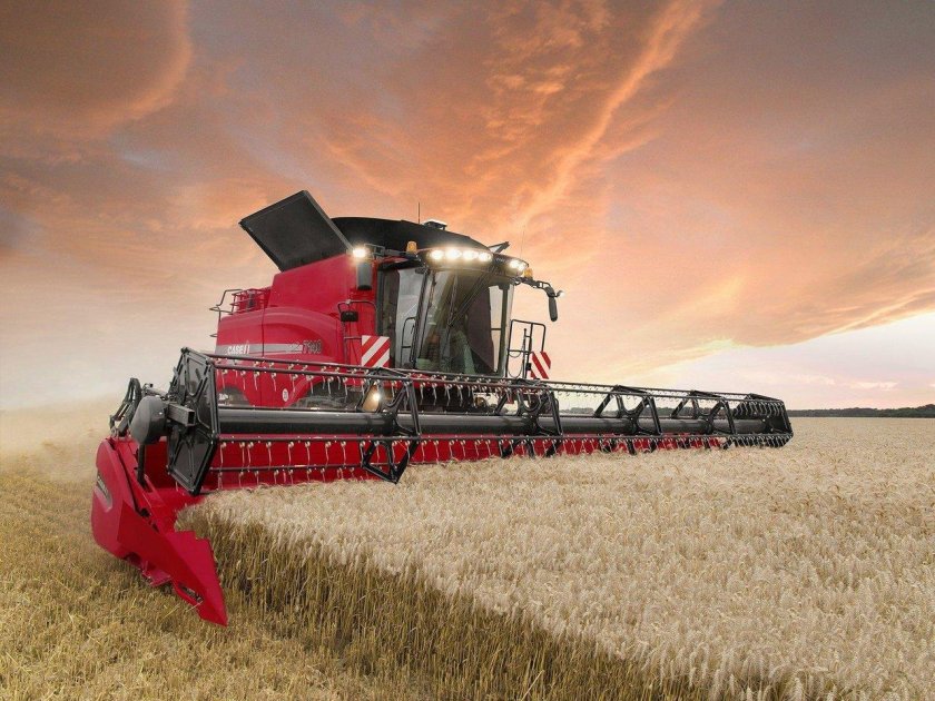Комбайн Axial-Flow 8010