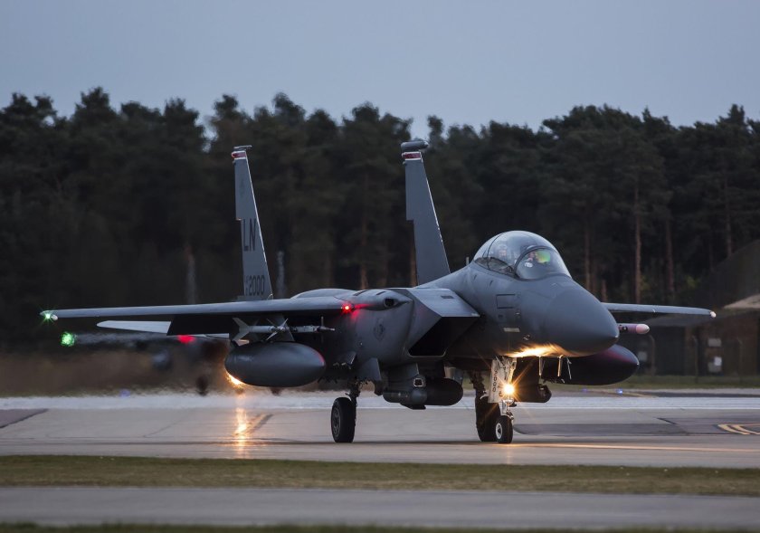 Макдоннел-Дуглас f-15 игл