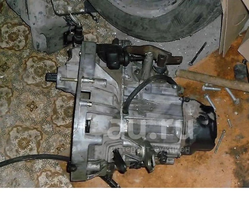 Коробка Рено Логан 1.6