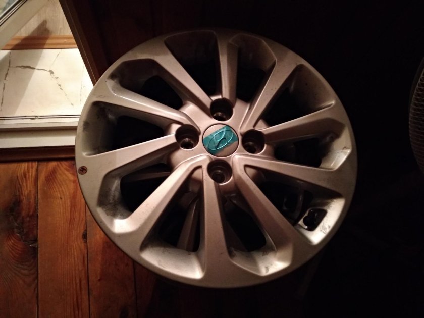 Диски на Хендай Солярис r15