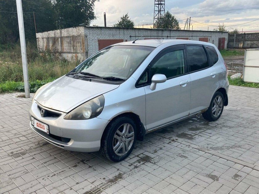Хонда фит 2001 года