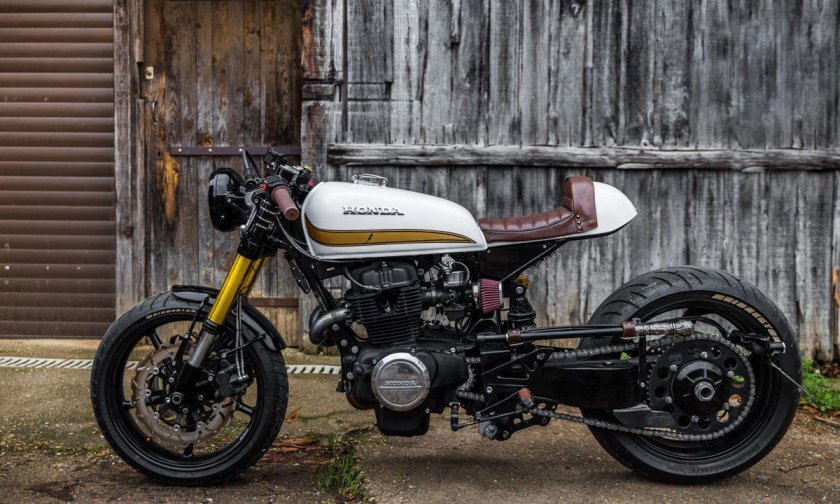 Honda CB 400 Cafe Racer
