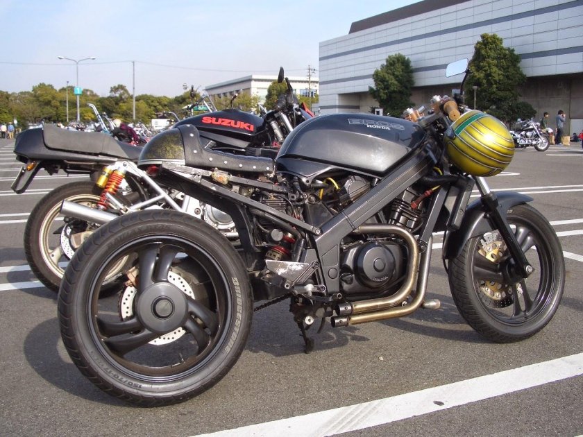 Honda Bros 650 Cafe Racer