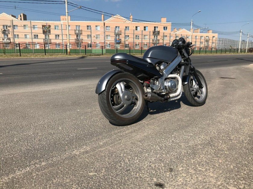 Honda Bros 650
