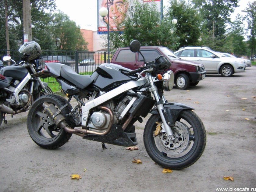 Хонда БРОС 400