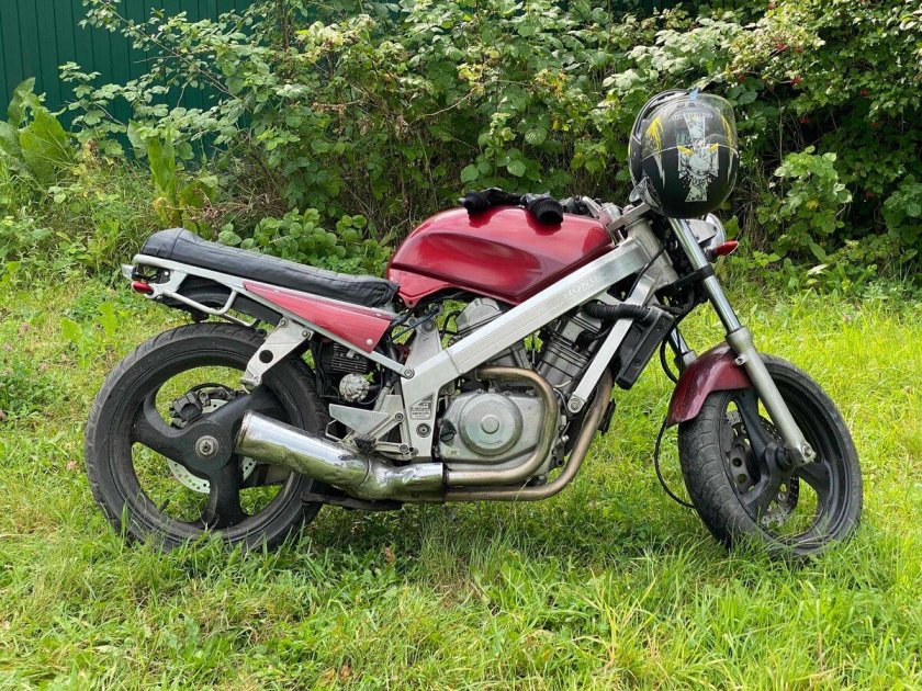 Honda Bros 400 мотоцикл
