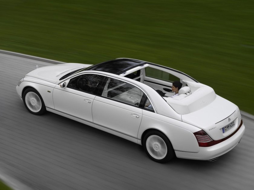 Машина Maybach 62s Landaulet