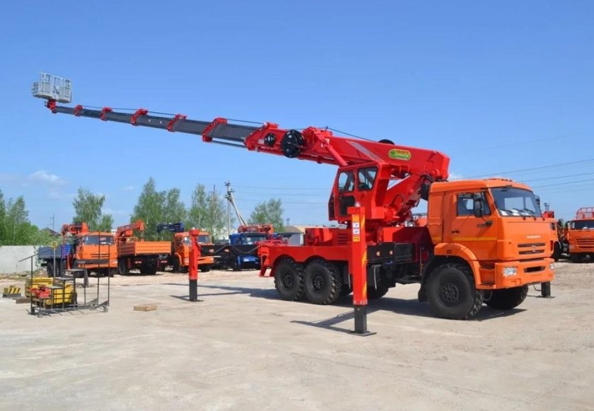 Hansin HS 4570 автовышка 45 метров, на шасси КАМАЗ-43118 (6х6)