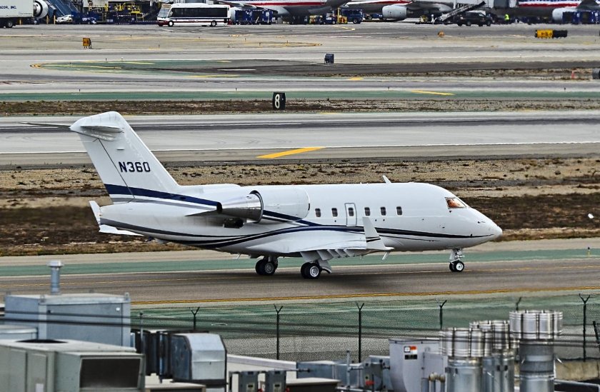 Canadair CL-600-2b16 Challenger