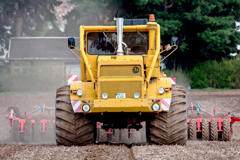 К700 Кировец трактор