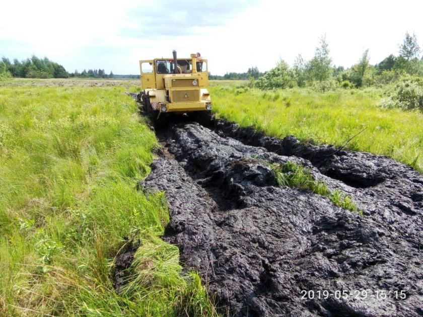 К 700 В грязи