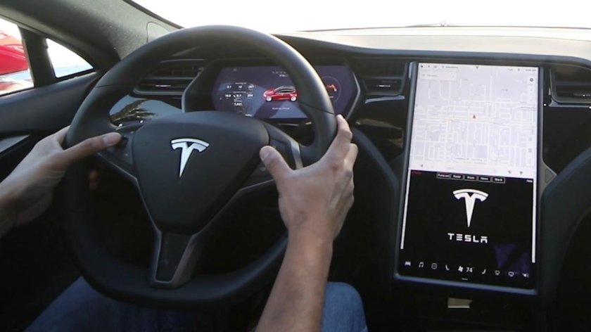 Tesla model 3 спидометр