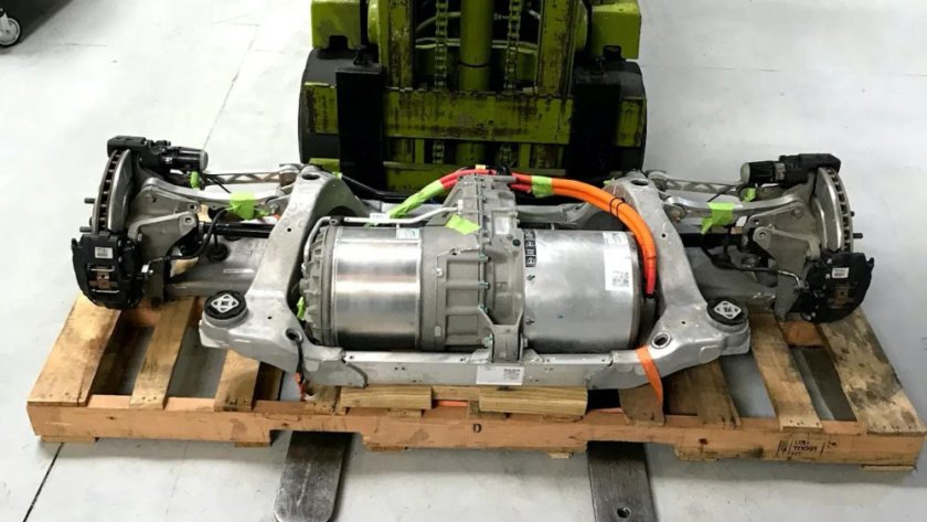 Tesla model s двигатель