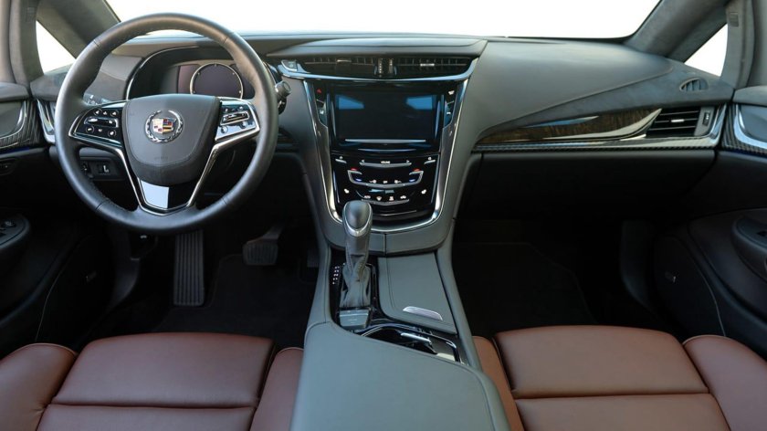 Cadillac ELR салон 2016