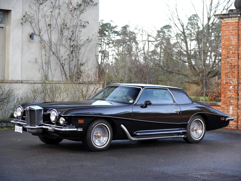 Stutz Blackhawk 1971