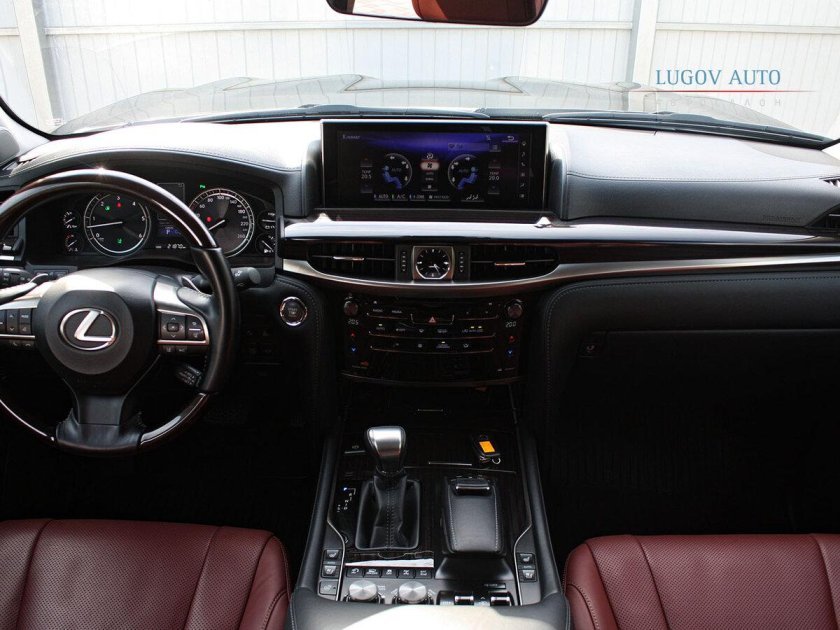 Лексус 450 салон