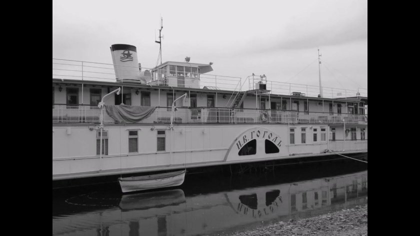 Колесный теплоход Гоголь Архангельск