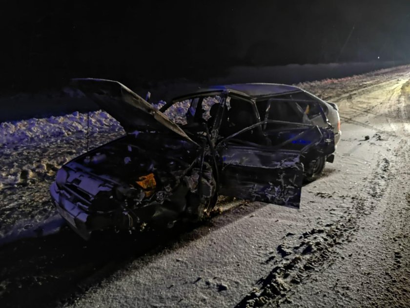 Разбитая ВАЗ 2114