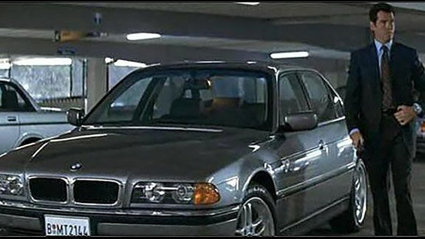 BMW 750il Джеймс Бонд