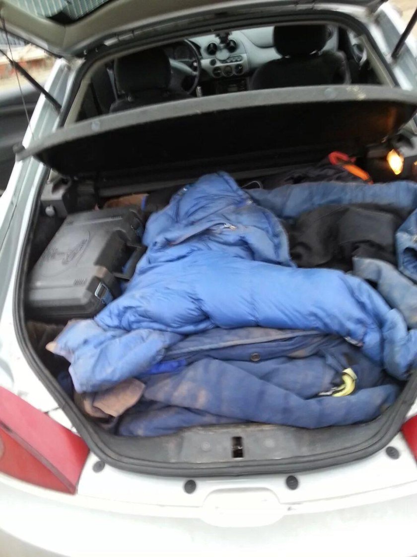 Ford cougar багажник