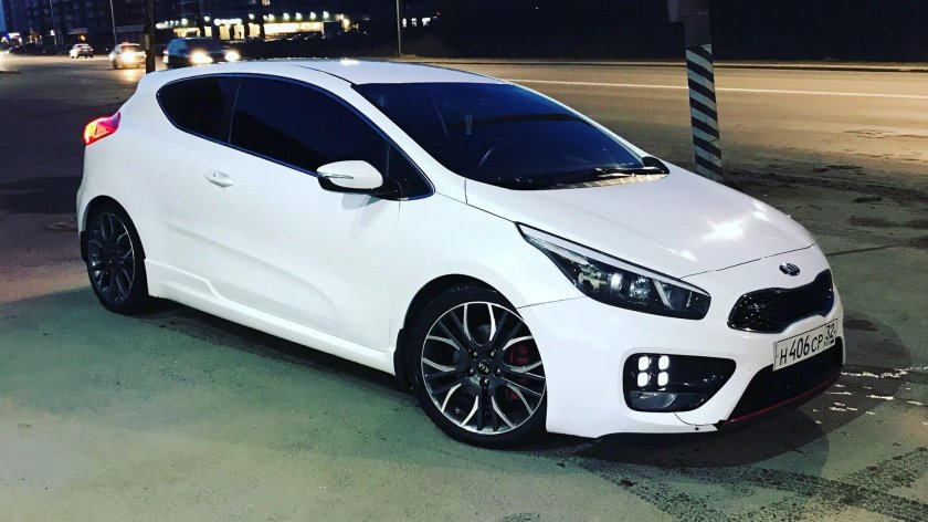 Киа СИД ГТ купе