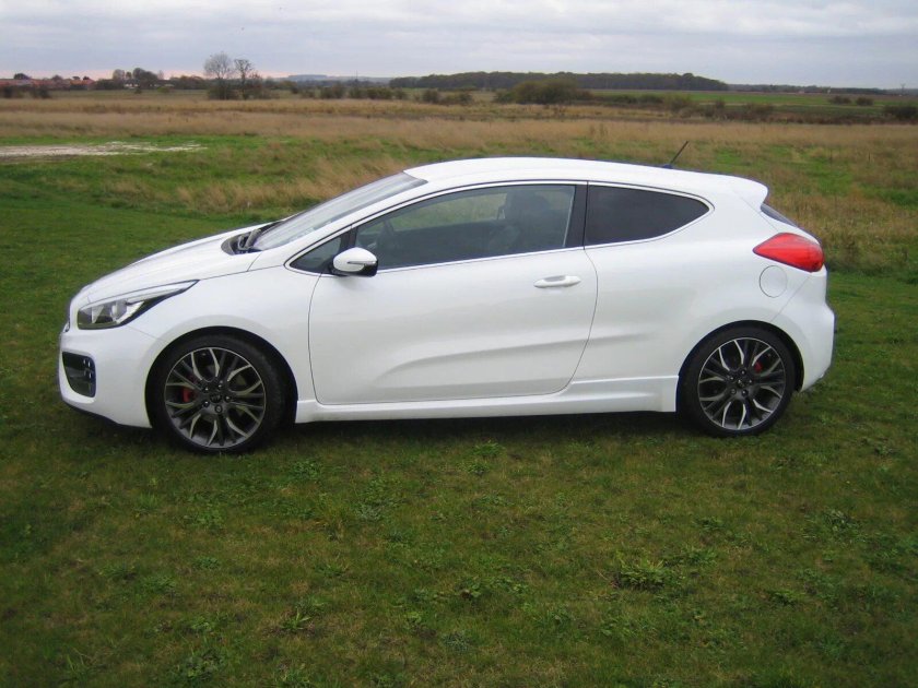 Kia Ceed купе