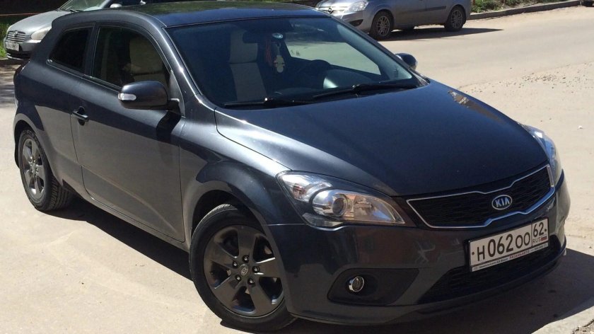 Кия СИД купе 2011