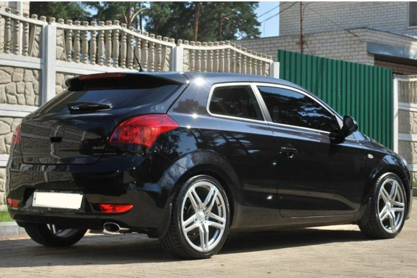 Kia Ceed 2008 купе