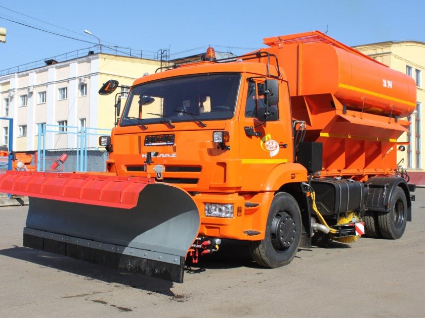 Комбинированная дорожная машина эд244к