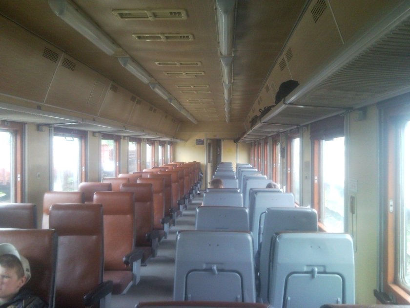 Поезд 107я сидячий вагон