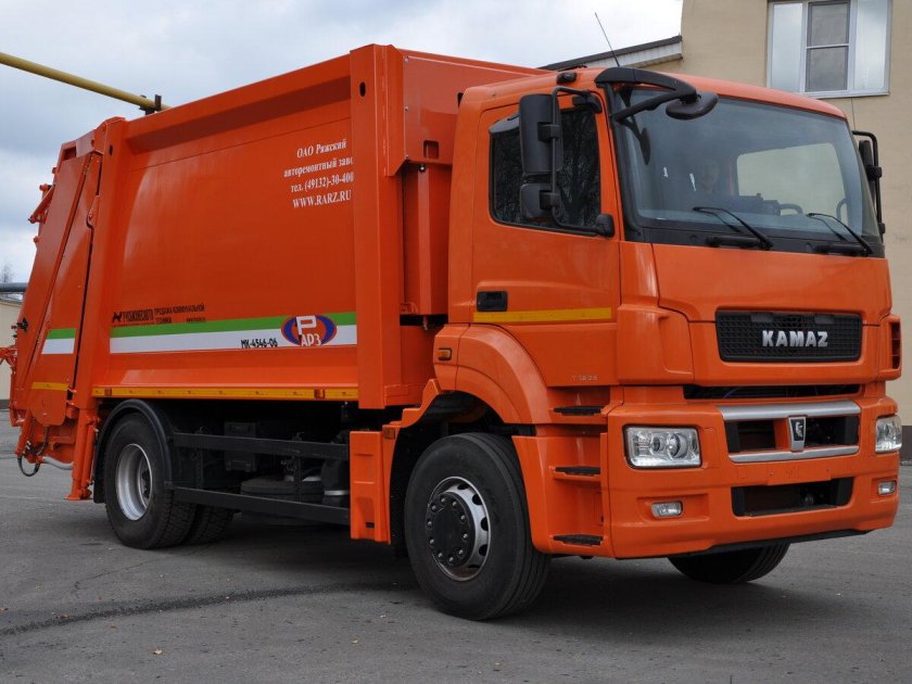 КАМАЗ 5325 мусоровоз
