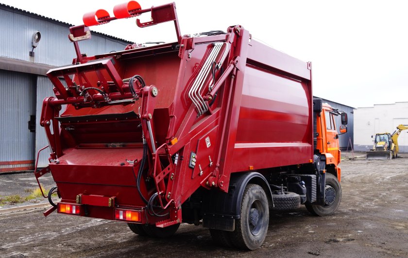 КАМАЗ мусоровоз КОРМЗ мз15к