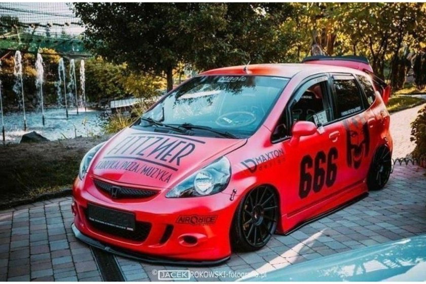 Спойлер Honda Jazz