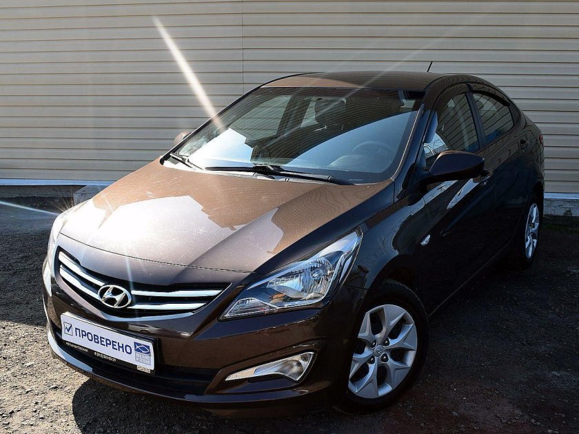 Hyundai Solaris 2015 коричневый