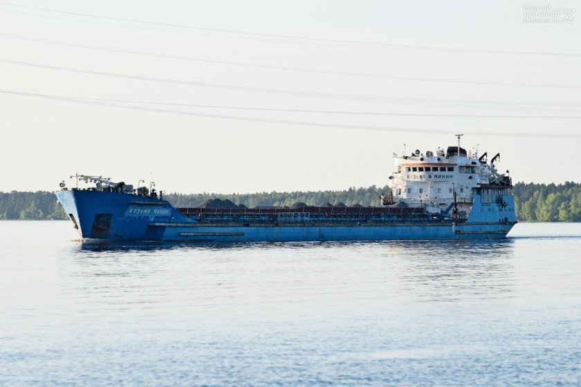 Кузьма Минин судно