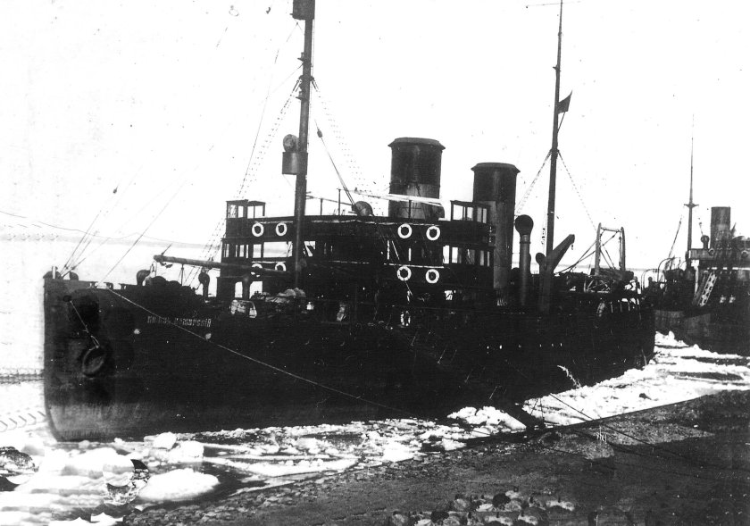 Ледокол Ермак Макаров