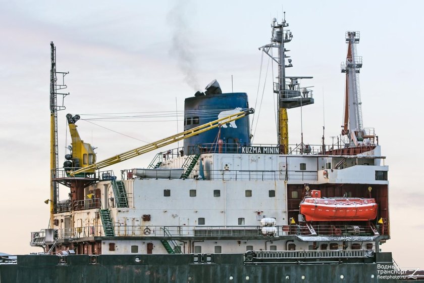 Кузьма Минин судно