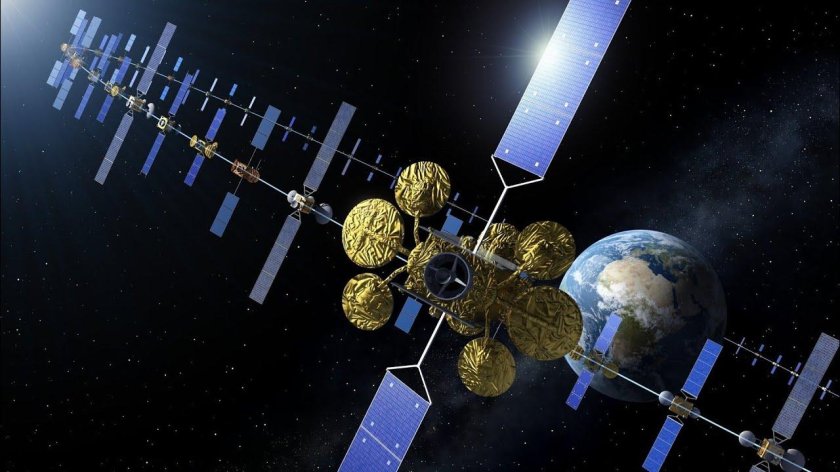 Спутник связи